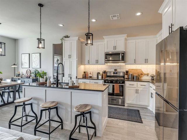 712 NW 110th Street, Oklahoma City, OK 73114