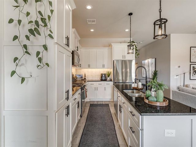 712 NW 110th Street, Oklahoma City, OK 73114