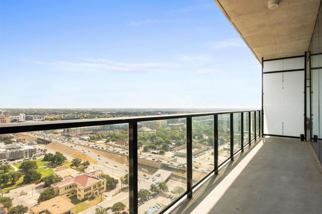 610 Davis ST 2408, Austin, TX 78701