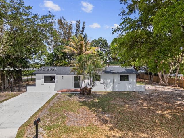 14171 SW 37th Ct, Davie, FL 33330