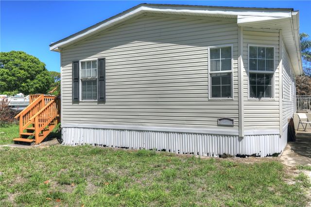 7820 128th Street, Sebastian, FL 32958