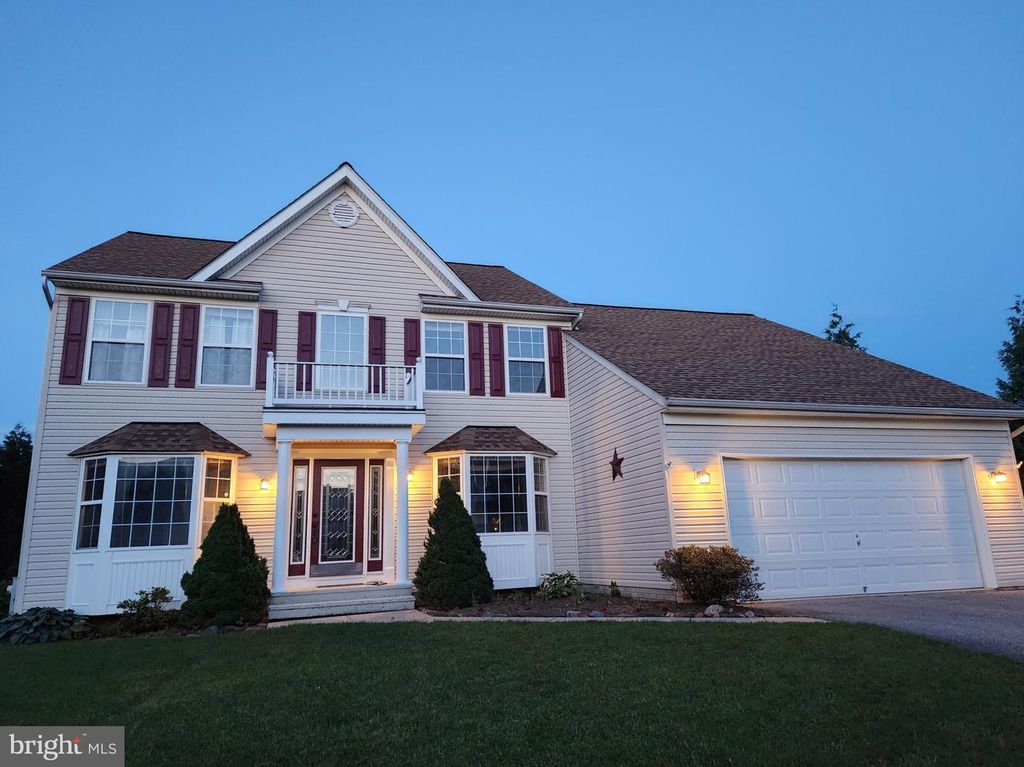 4203 WAGON WHEEL DR, Hampstead, MD 21074