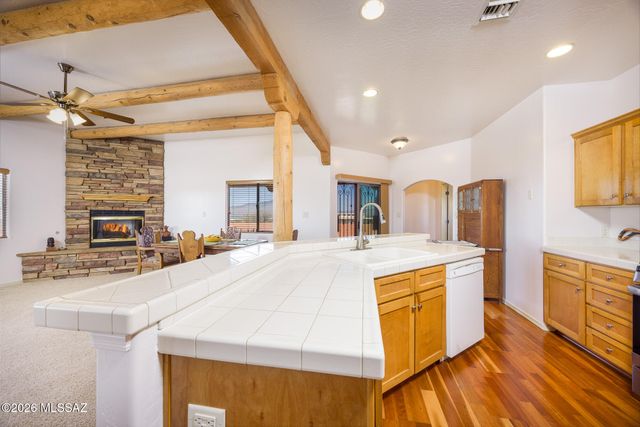 3203 W Thunder Pass Road, Benson, AZ 85602