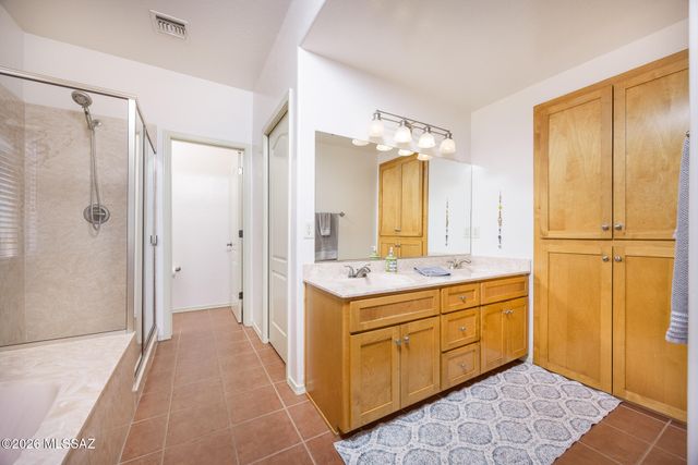 3203 W Thunder Pass Road, Benson, AZ 85602