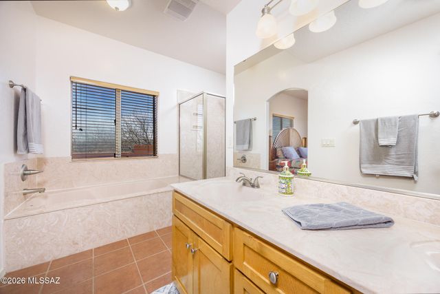 3203 W Thunder Pass Road, Benson, AZ 85602
