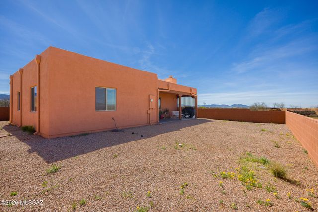 3203 W Thunder Pass Road, Benson, AZ 85602