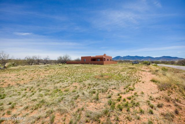 3203 W Thunder Pass Road, Benson, AZ 85602