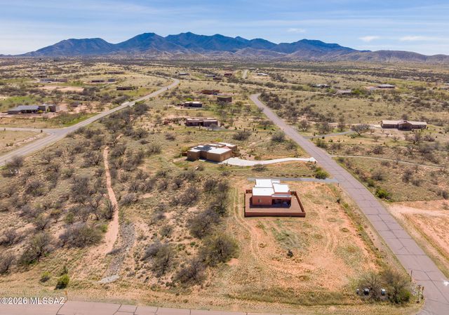 3203 W Thunder Pass Road, Benson, AZ 85602