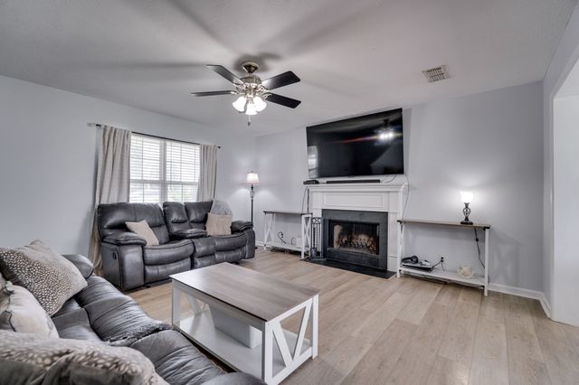 848 Blackfoot Trl, Murfreesboro, TN 37128