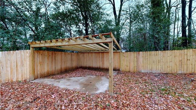 127 E Walker Avenue, Asheboro, NC 27203