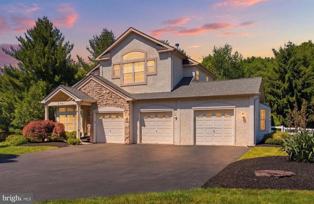 2301 DEER PATH DR, Warrington, PA 18976
