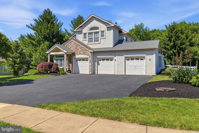 2301 DEER PATH DR, Warrington, PA 18976