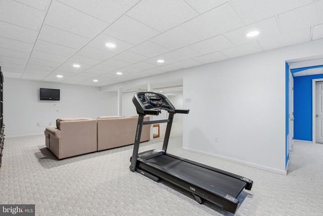2301 DEER PATH DR, Warrington, PA 18976