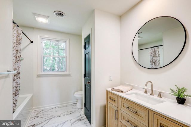 4928 EDGEWOOD RD, Doylestown, PA 18902