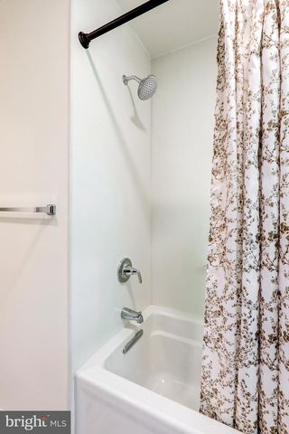 4928 EDGEWOOD RD, Doylestown, PA 18902