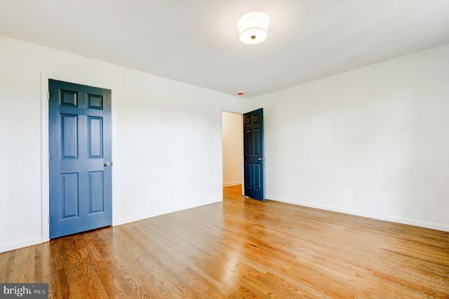 4928 EDGEWOOD RD, Doylestown, PA 18902