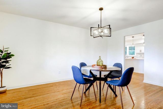 4928 EDGEWOOD RD, Doylestown, PA 18902