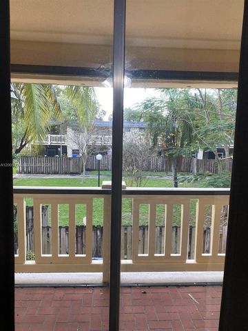 8761 SW 137th Ave 8761, Miami, FL 33183