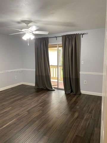 8761 SW 137th Ave 8761, Miami, FL 33183