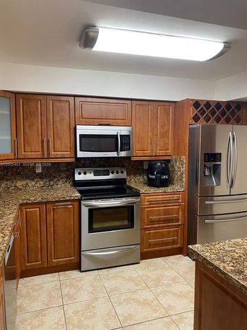 8761 SW 137th Ave 8761, Miami, FL 33183