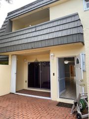 8761 SW 137th Ave 8761, Miami, FL 33183