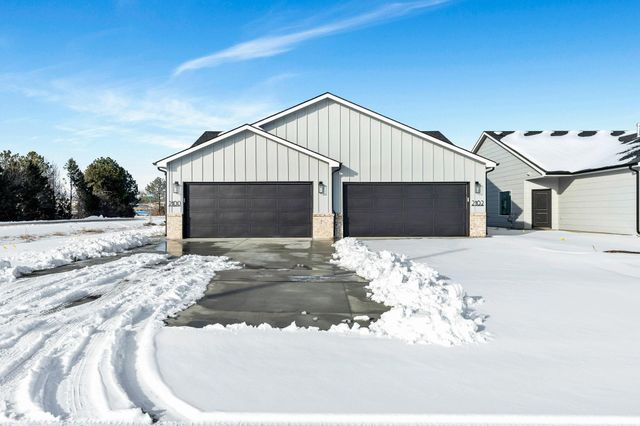 2100-2102 E Plaza Court, Haysville, KS 67060