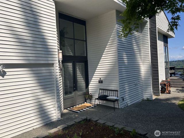 11324 83rd Place NE, Kirkland, WA 98034