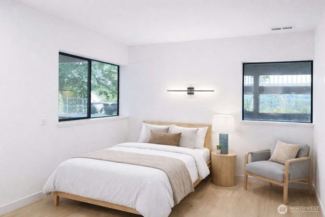 11324 83rd Place NE, Kirkland, WA 98034