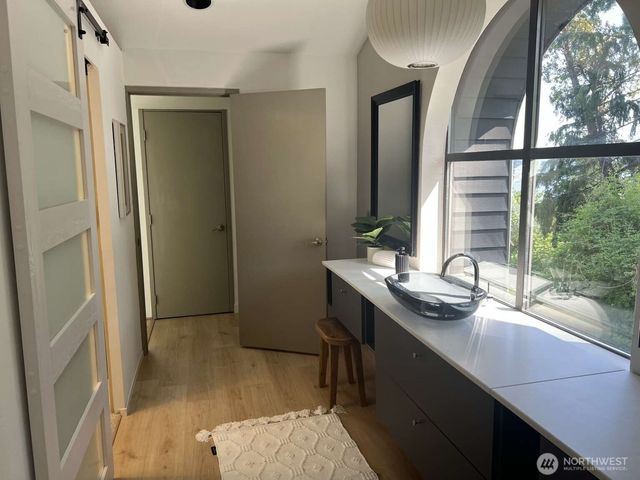 11324 83rd Place NE, Kirkland, WA 98034