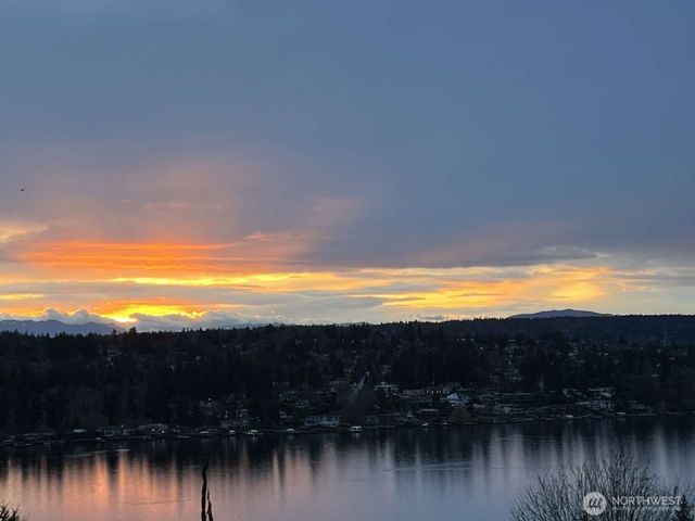 11324 83rd Place NE, Kirkland, WA 98034