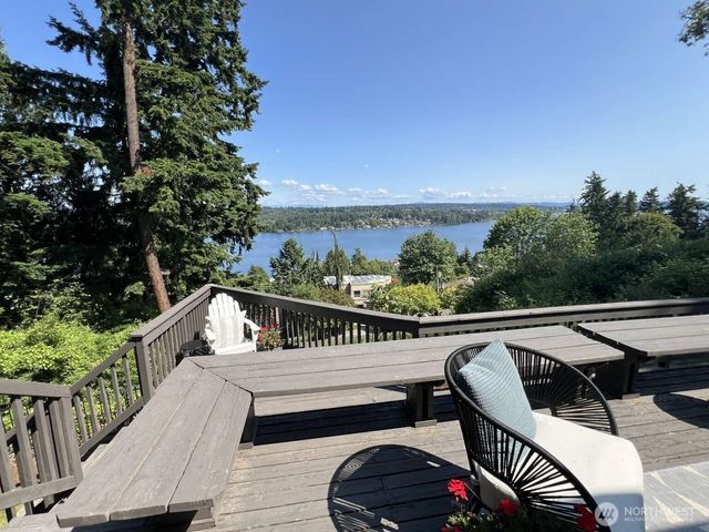 11324 83rd Place NE, Kirkland, WA 98034