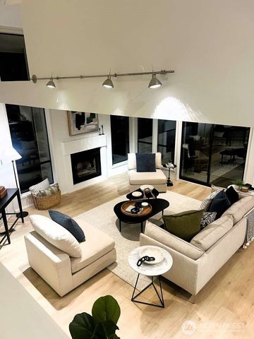 11324 83rd Place NE, Kirkland, WA 98034