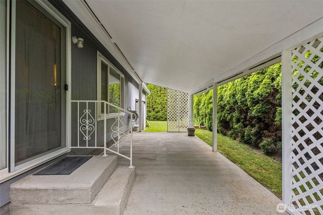 561 Andrew Drive #30, Burlington, WA 98233