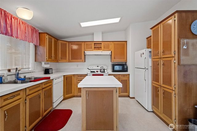 561 Andrew Drive #30, Burlington, WA 98233
