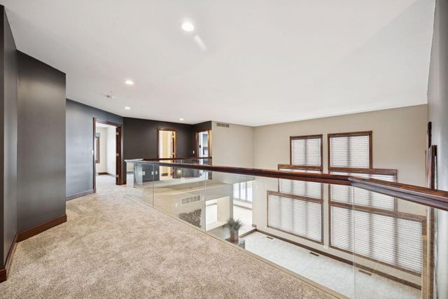 7932 Orchid Lane N, Maple Grove, MN 55311