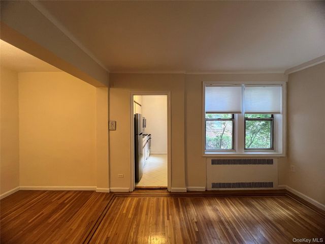65-74 Saunders Street 1F, Rego Park, NY 11374