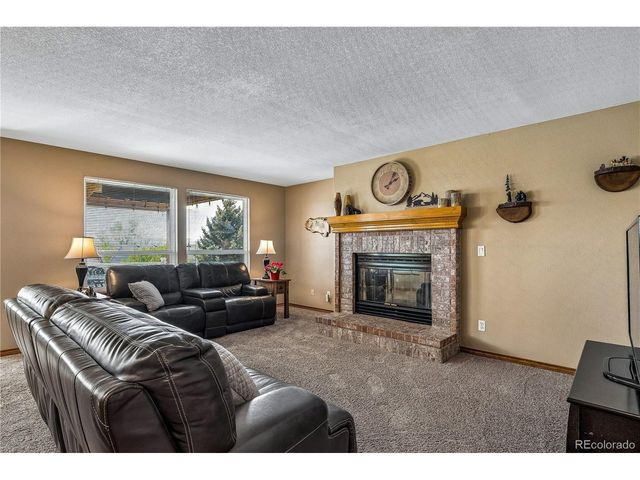 18772 E Powers Dr, Aurora, CO 80015
