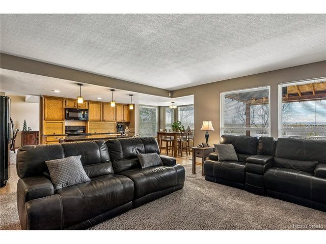 18772 E Powers Dr, Aurora, CO 80015