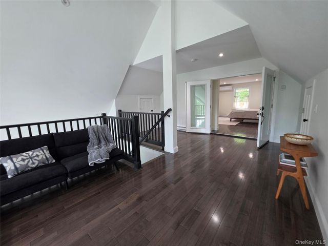 1227 Gulf Road, Callicoon Center, NY 12724