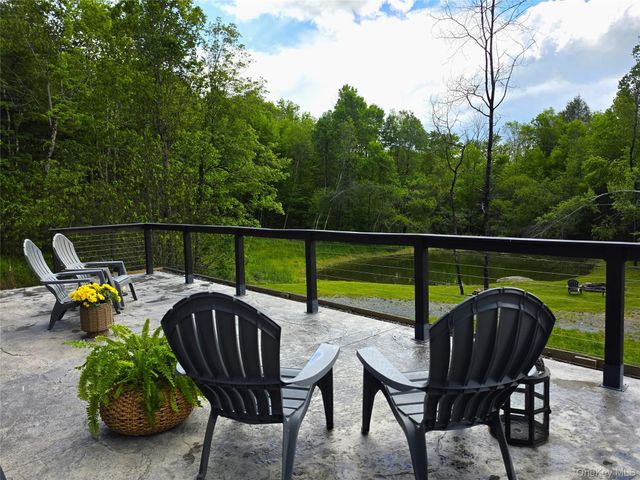 1227 Gulf Road, Callicoon Center, NY 12724