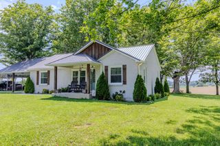 760 Alton Davenport Rd, Mcminnville, TN 37110