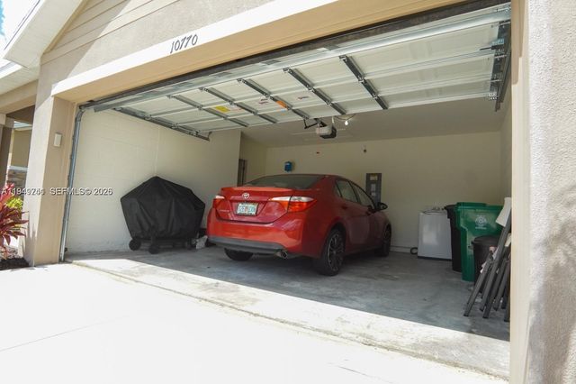 10770 SW Vasari Way, Port St. Lucie, FL 34987