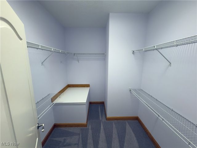 10281 River Run Lane, North Royalton, OH 44133