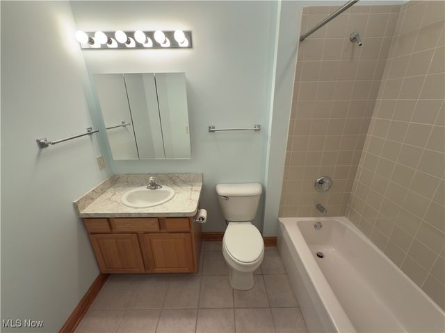 10281 River Run Lane, North Royalton, OH 44133