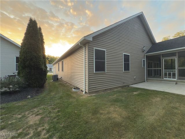 10281 River Run Lane, North Royalton, OH 44133