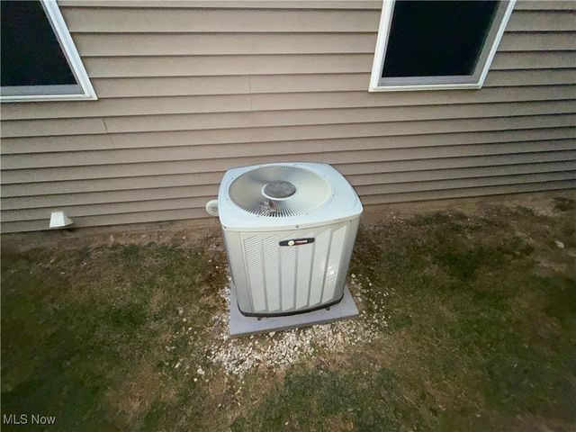 10281 River Run Lane, North Royalton, OH 44133