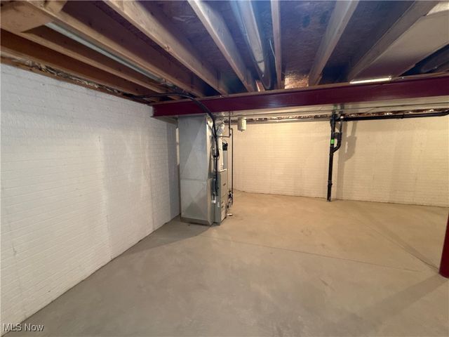 10281 River Run Lane, North Royalton, OH 44133