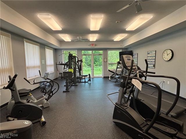 10281 River Run Lane, North Royalton, OH 44133