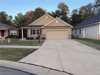 10281 River Run Lane, North Royalton, OH 44133