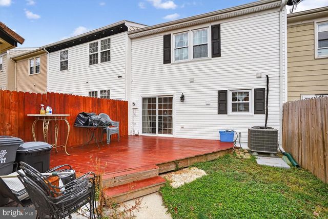 12306 WOODLAWN CT, Woodbridge, VA 22192